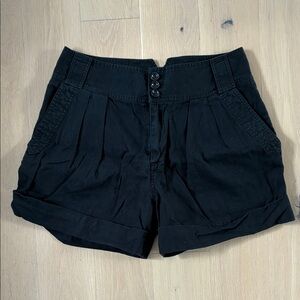Marc Jacob’s High Waisted pleated black shorts